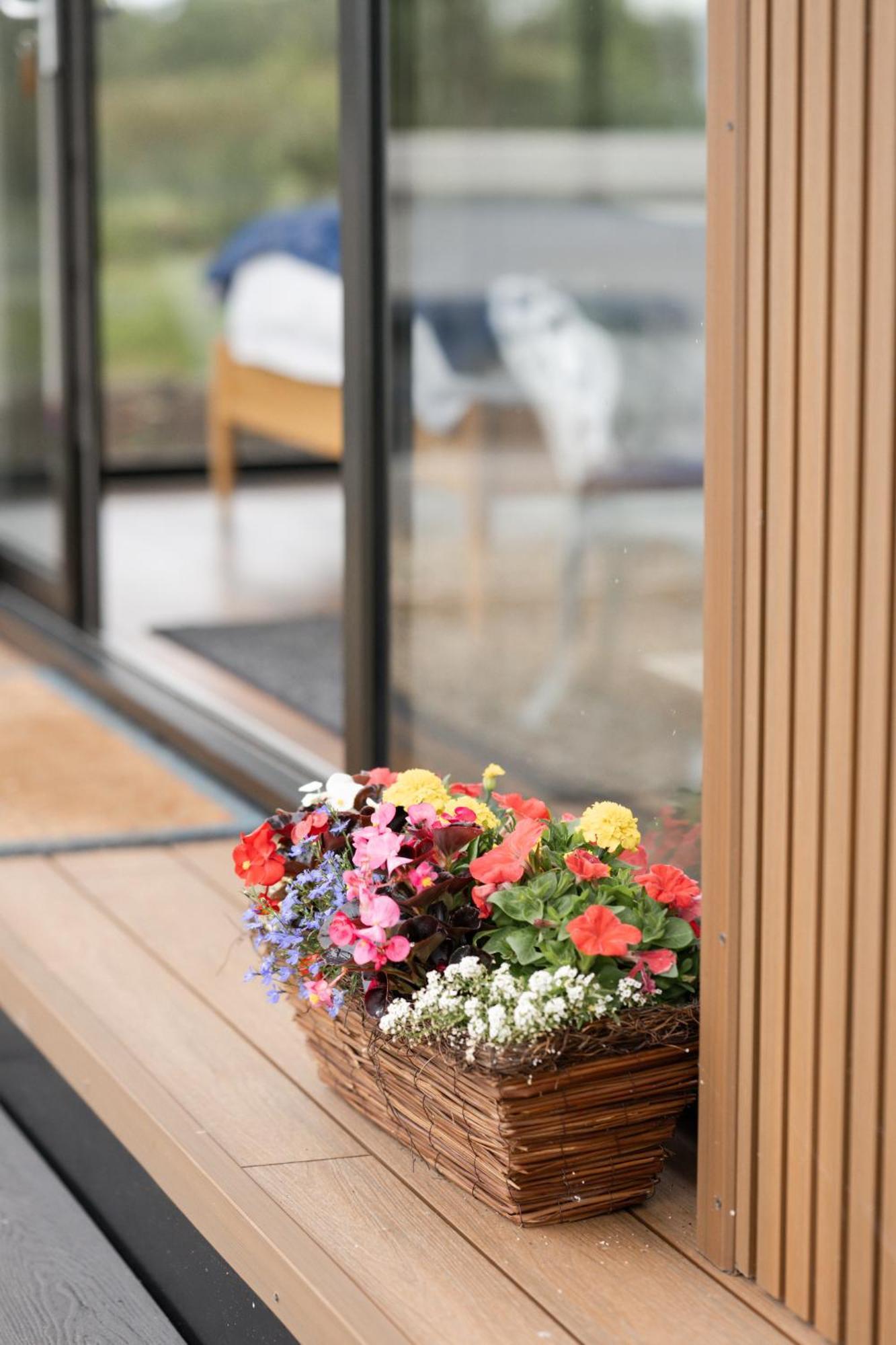 Lakescape - Waterfront Self- Catering Cabins Enniskillen Esterno foto
