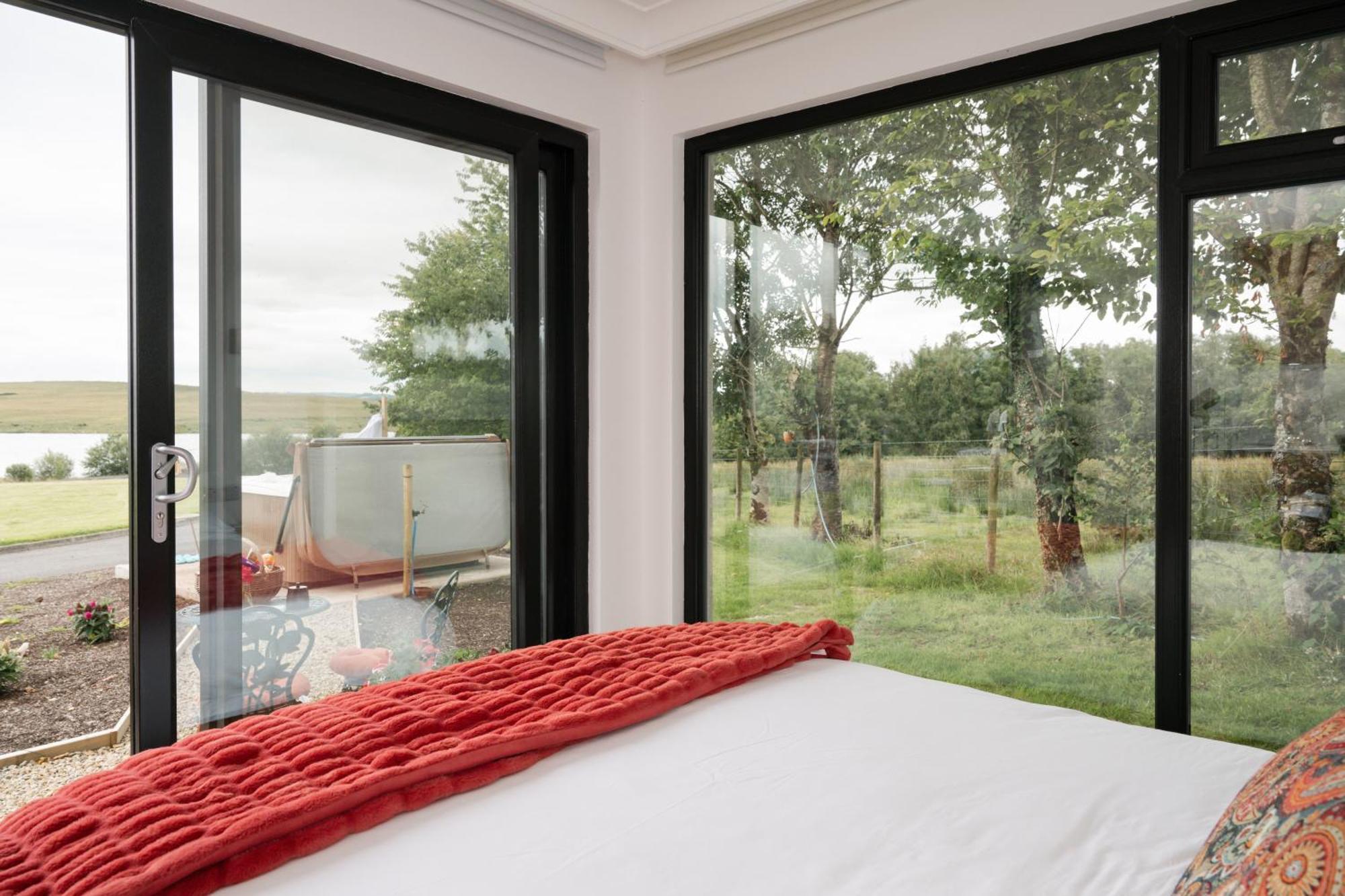 Lakescape - Waterfront Self- Catering Cabins Enniskillen Esterno foto