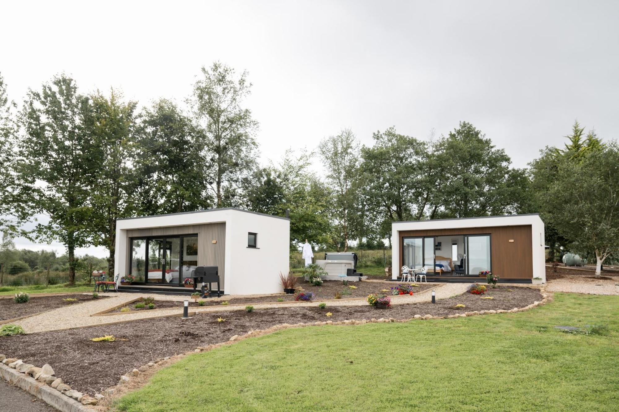 Lakescape - Waterfront Self- Catering Cabins Enniskillen Esterno foto